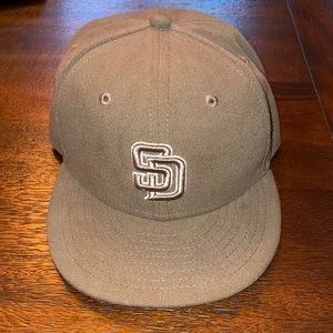 San Diego Padres baseball hat. Brown. 6 3/4